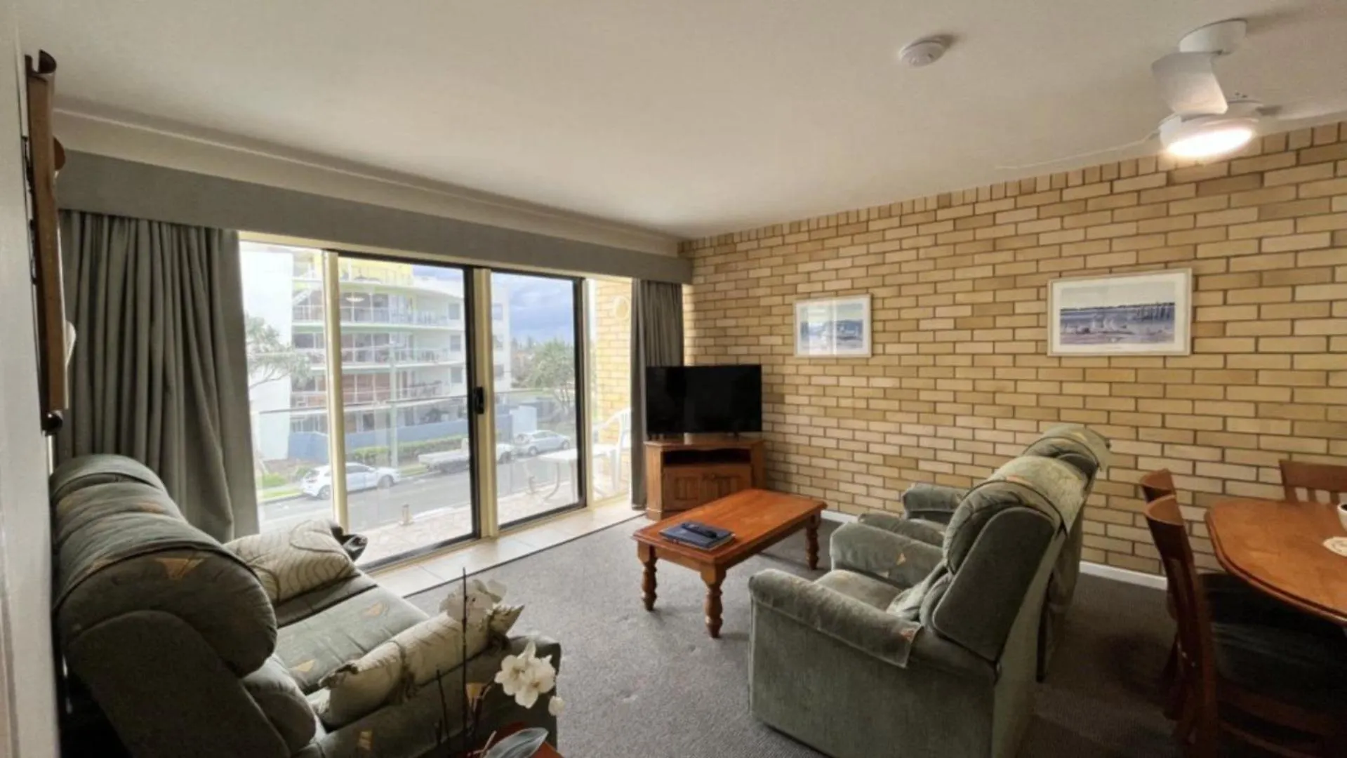 Dulkara Unit 8 Apartment Caloundra