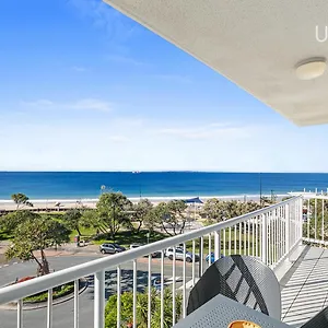 Aparthotel Capeview Apartments - Spectacular Ocean Views, Caloundra